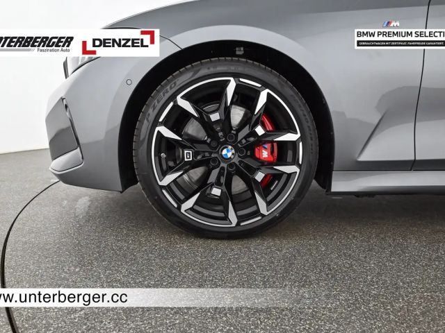 BMW 320 320d M-Sport Sedan xDrive