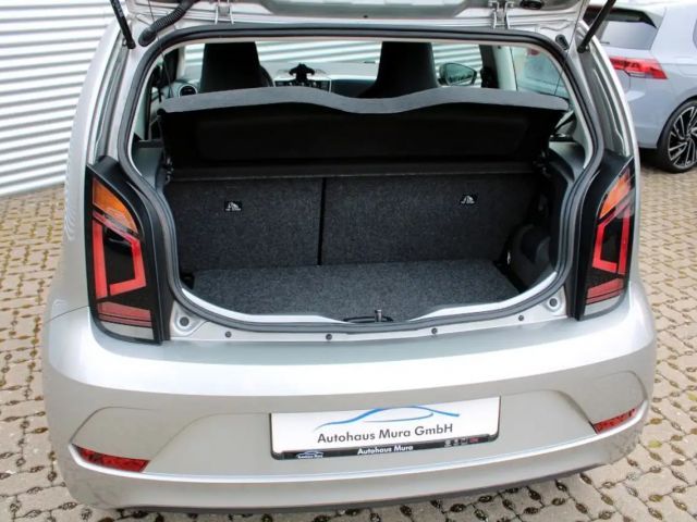 Volkswagen up! Move Move up!