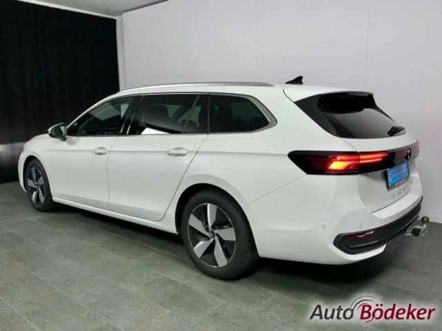 Volkswagen Passat 1.5 eTSI Business DSG Variant