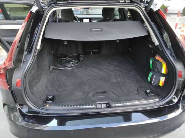 Volvo V90 AWD Dark Plus Recharge