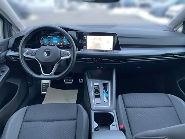 Volkswagen Golf DSG Life