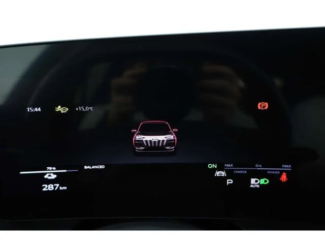 Audi Q6 e-tron S-Line