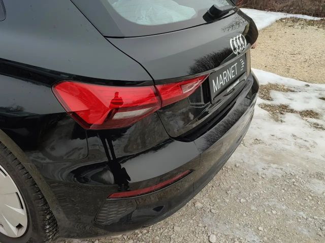 Audi A3 30 TFSI Sedan