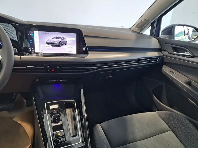 Volkswagen Golf DSG Style Variant