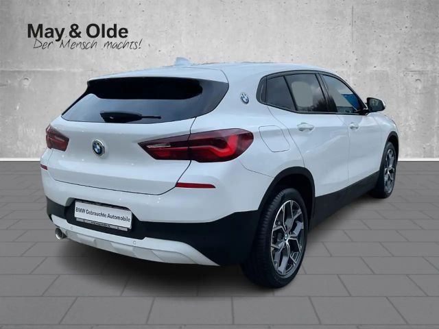 BMW X2 Sedan sDrive18i