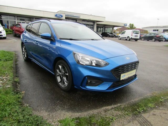Ford Focus ST Line