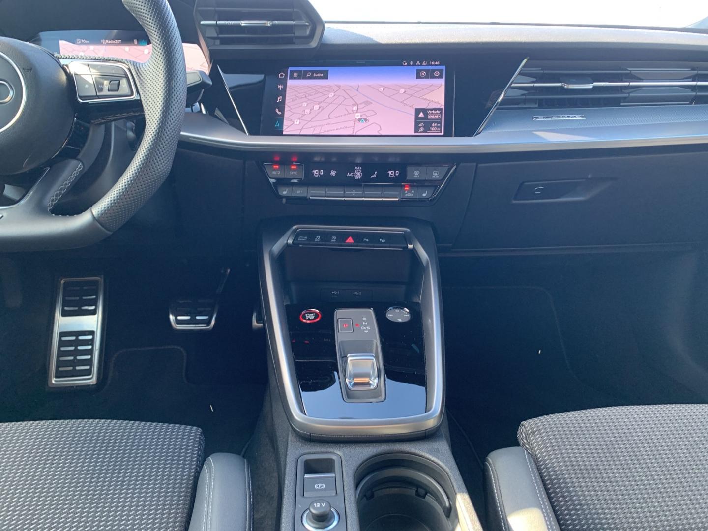 Audi S3 2.0 TFSI Quattro S-Tronic Sedan Sportback