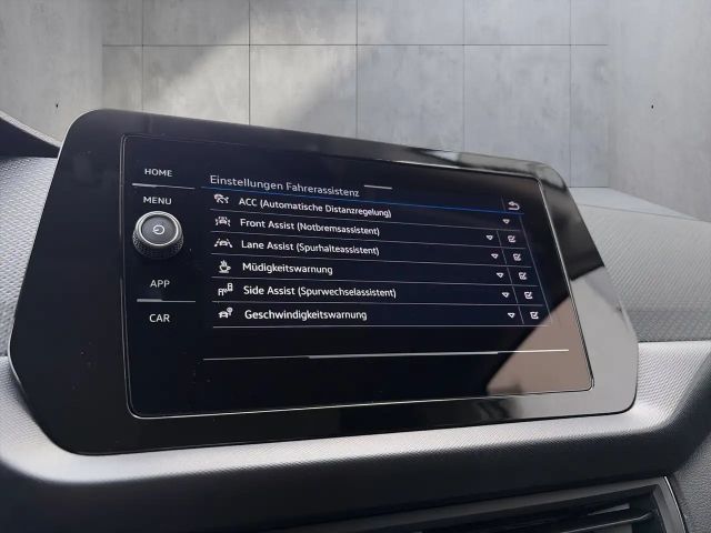 Volkswagen T-Cross 4Me TSI