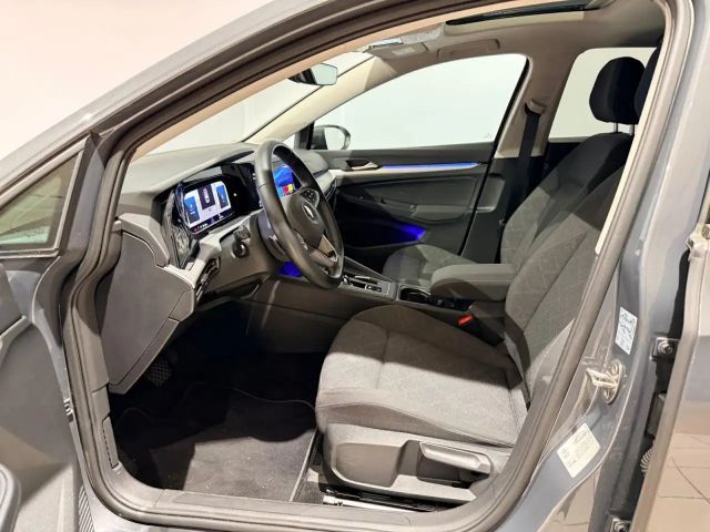 Volkswagen Golf 1.5 eTSI DSG Golf VIII Life