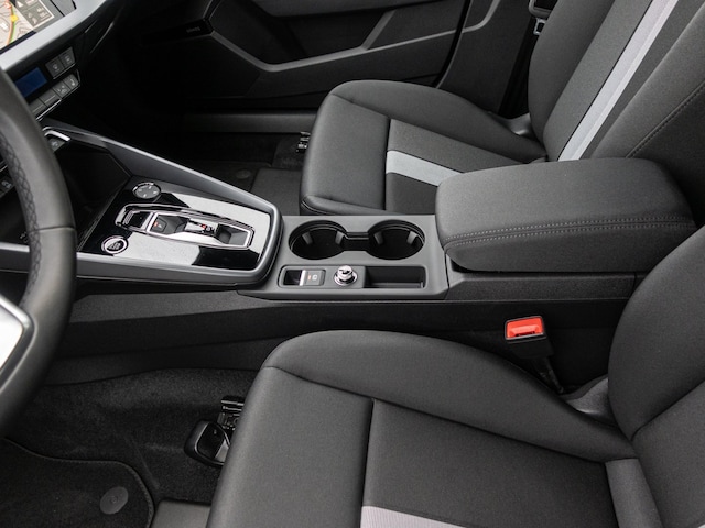 Audi A3 30 TFSI S-Tronic Sportback