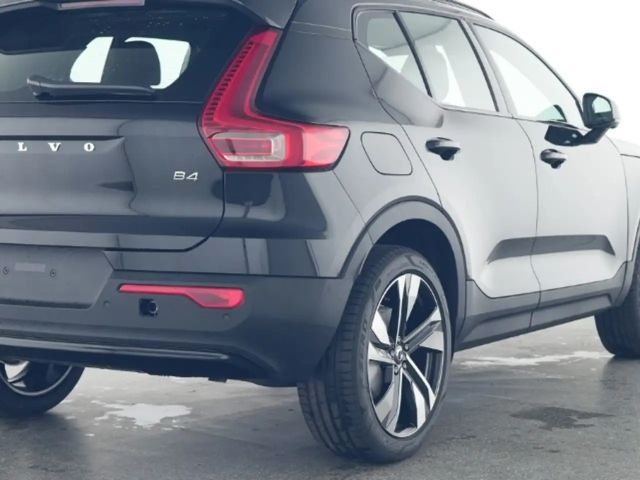 Volvo XC40 Dark Plus