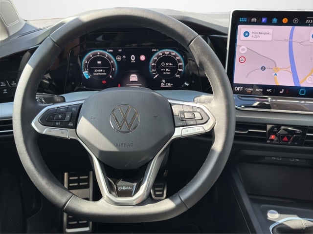 Volkswagen Golf 1.5 TSI Golf VIII