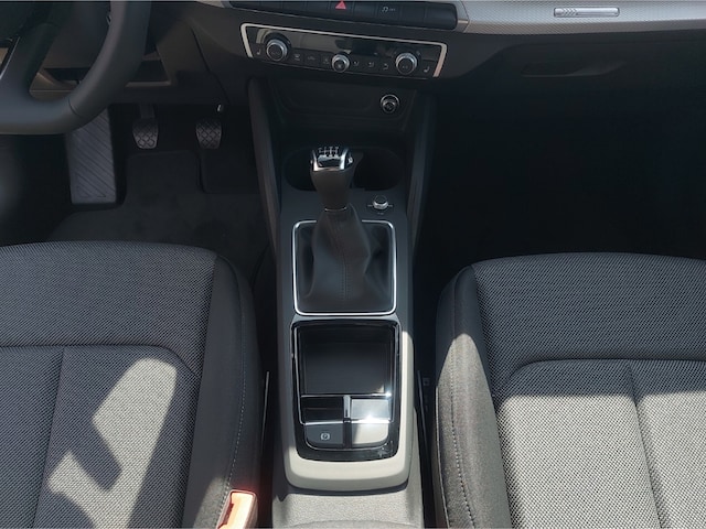 Audi Q2 30 TFSI S-Line