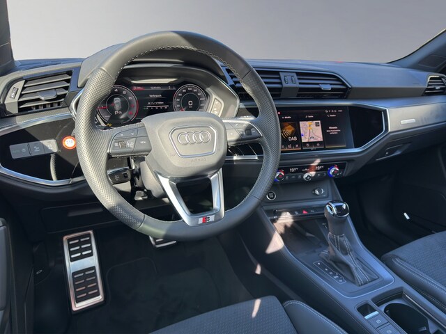Audi Q3 35 TFSI S-Line S-Tronic