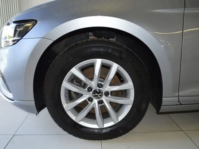Volkswagen Passat 1.5 TSI Business DSG Variant
