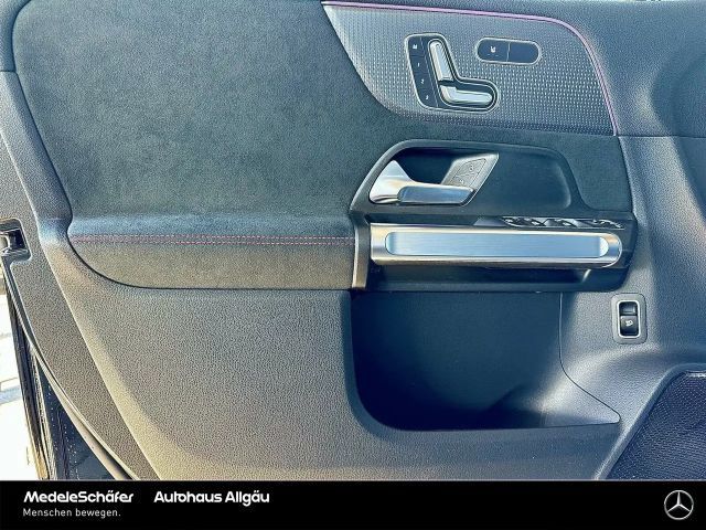 Mercedes-Benz EQB 300 4MATIC AMG Line