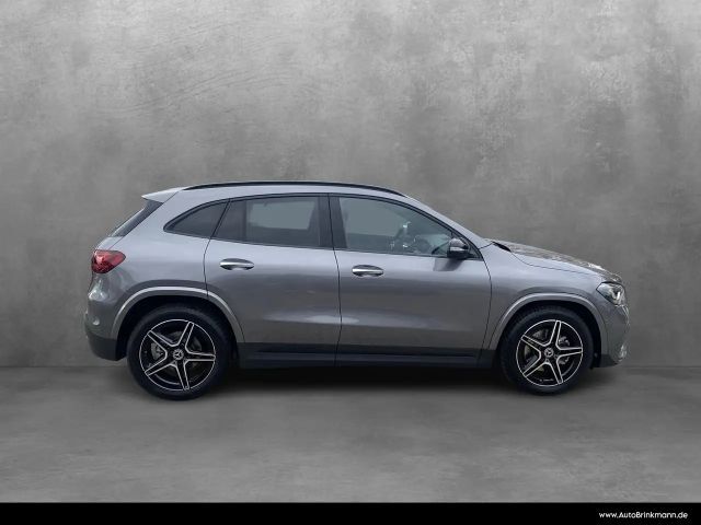 Mercedes-Benz GLA 200 AMG Line