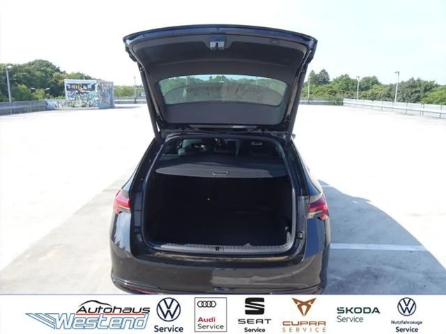 Skoda Octavia 1.5 TSI Combi Sportline