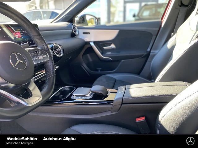 Mercedes-Benz A 180 AMG Line