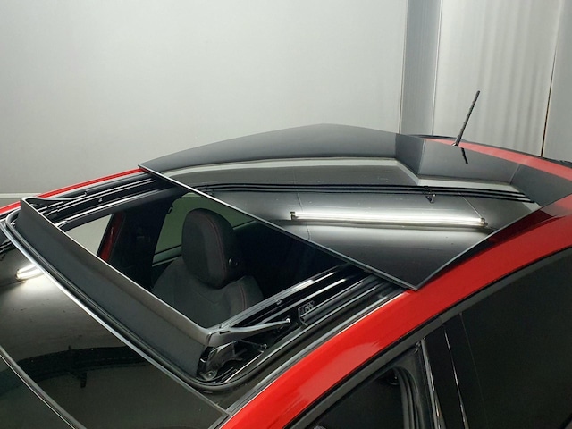 Volkswagen Polo 2.0 TSI DSG GTI