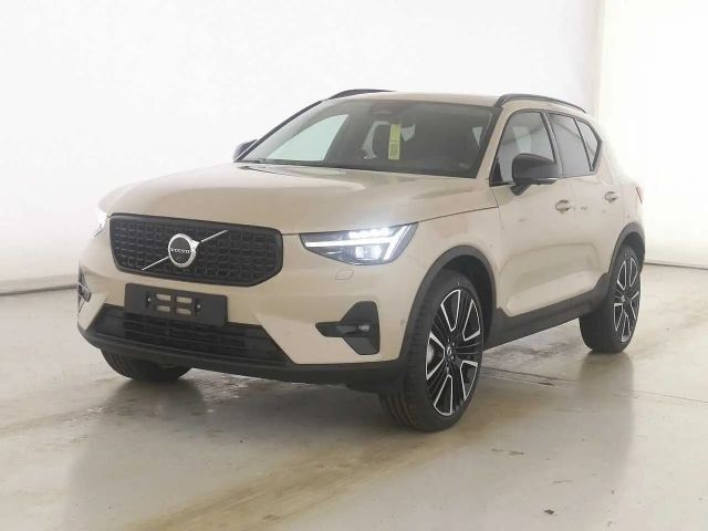 Volvo XC40 Business Dark Ultra