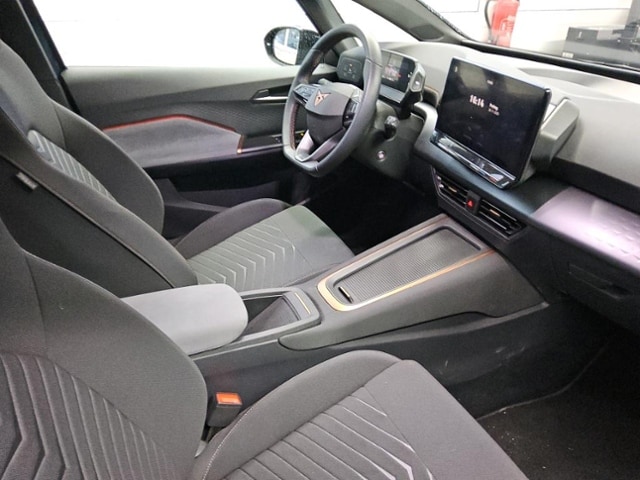 Cupra Born 62 kWh +LED +RKAM +ACC +19" +NAVI +SHZ +DAB +