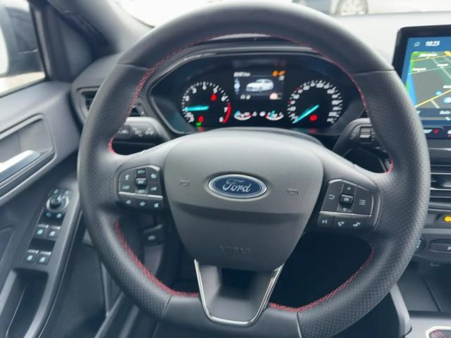 Ford Focus ST Line Wagon