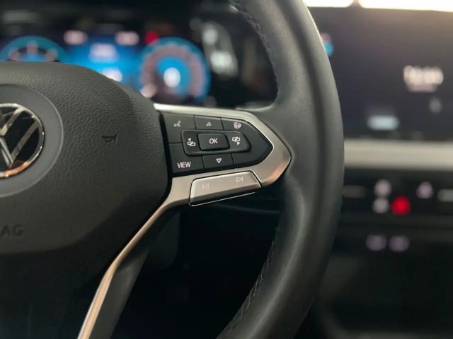 Volkswagen Golf 2.0 TDI Golf VIII Life Variant