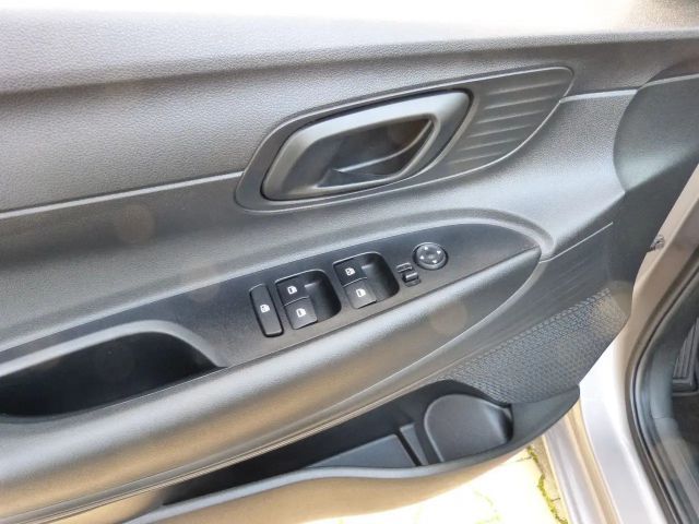 Hyundai i20 APPLE SHZ LHZ KAMERA TEMPOMAT