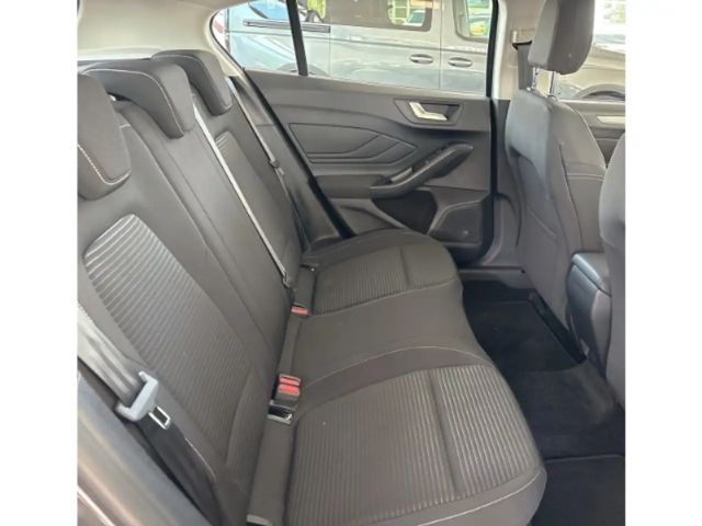 Ford Focus EcoBoost Style Titanium