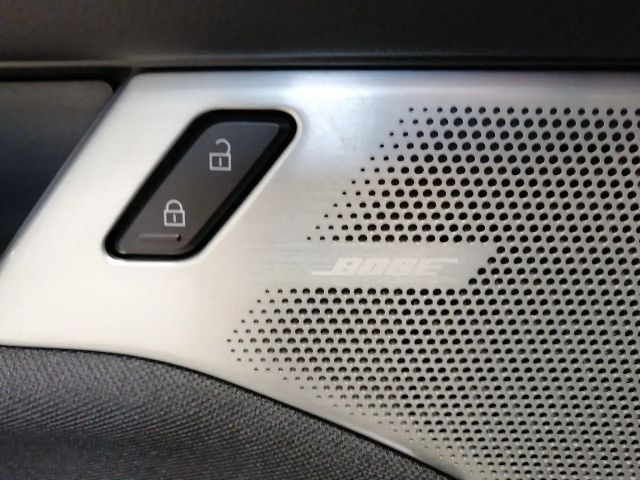 Mazda 3 Exclusive-line