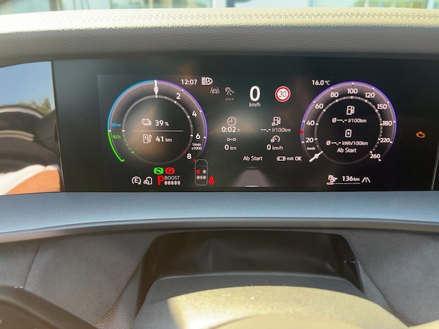 Volkswagen Tayron DSG R-Line eHybrid