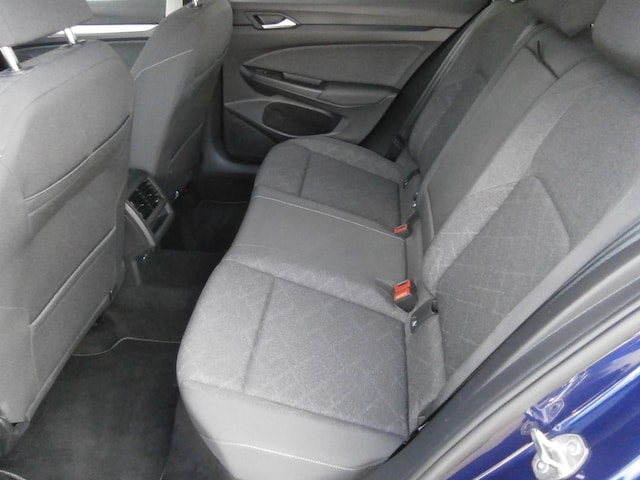 Volkswagen Golf Life Variant