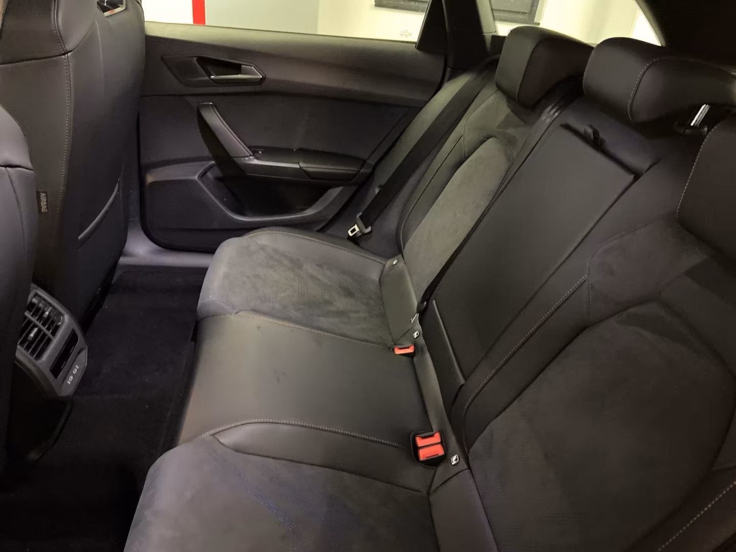 Cupra Leon 2.0 TSI ST VZ