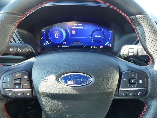 Ford Kuga ST Line X