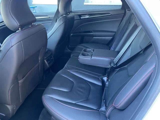 Ford Mondeo ST Line Wagon