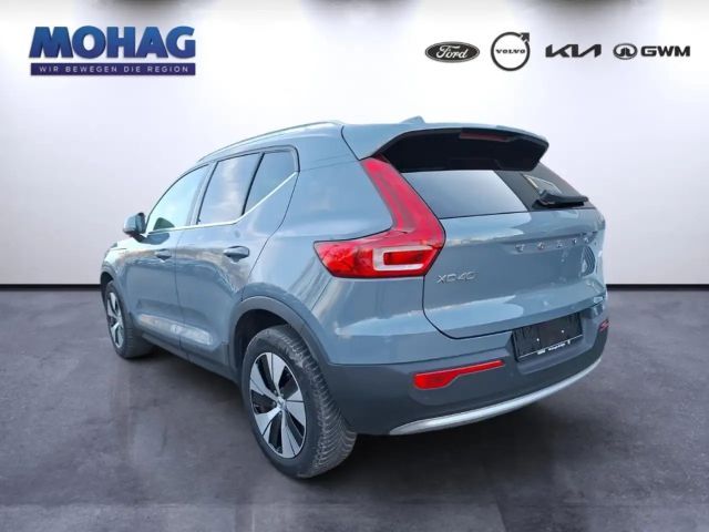 Volvo XC40 T4