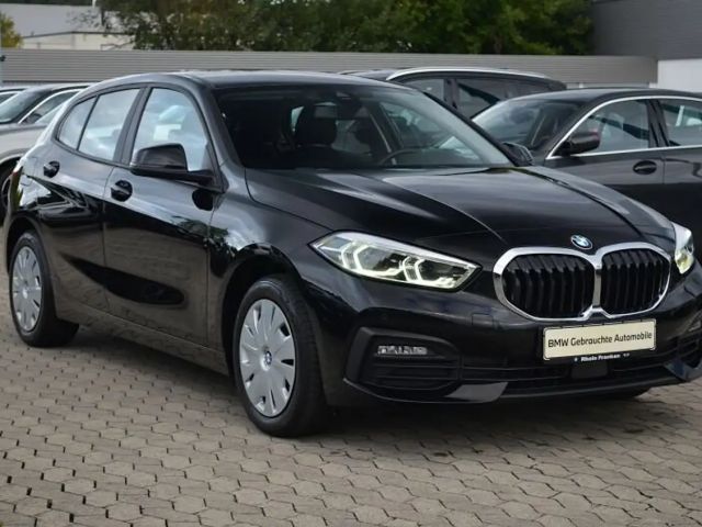 BMW 116 116d Sedan