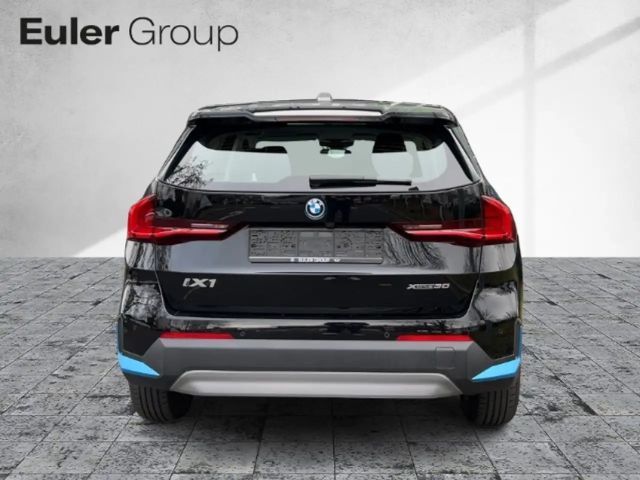 BMW iX1 xDrive