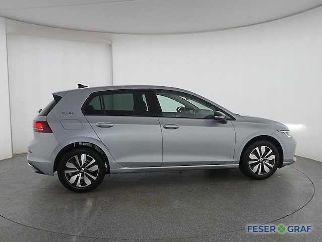 Volkswagen Golf 1.5 eTSI DSG
