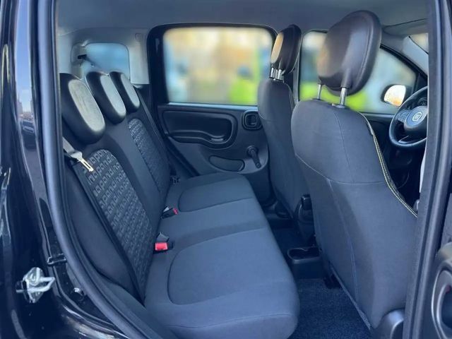 Fiat Panda 1.0 Hybrid GSE, PDC, Klima, Bluetooth, Kamera,