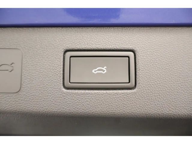 Volkswagen T-Roc 1.5 eTSI DSG R-Line