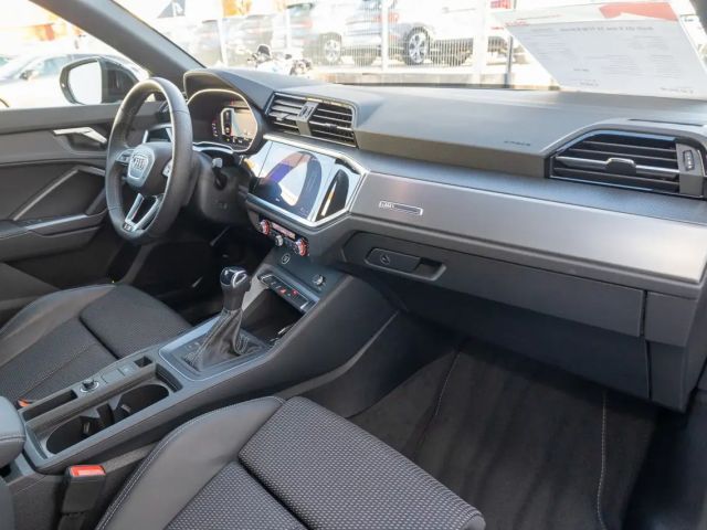 Audi Q3 35 TFSI S-Line