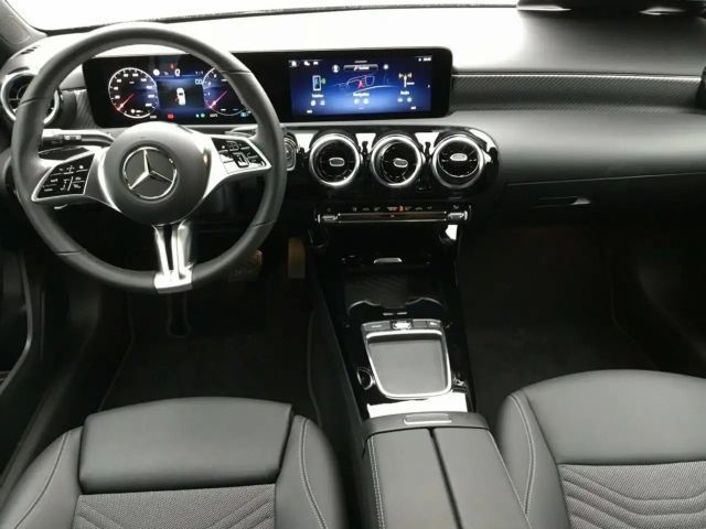 Mercedes-Benz A 180 Progressive