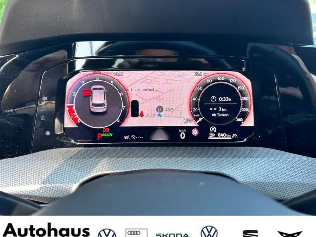 Volkswagen Golf 1.5 eTSI