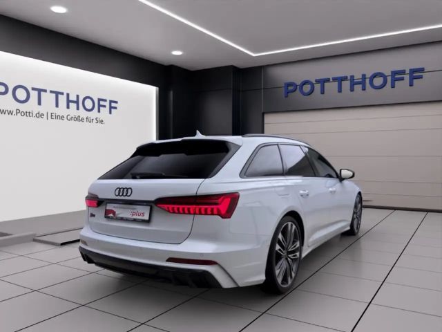 Audi S6 Avant Quattro