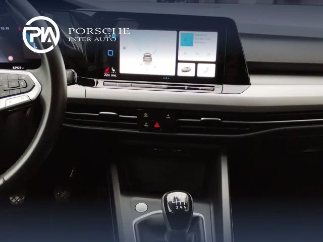 Volkswagen Golf Life Variant