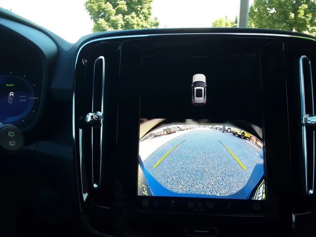 Volvo XC40 Plus Twin Engine