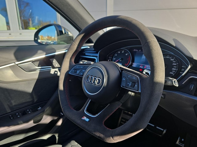 Audi RS4 Avant Quattro