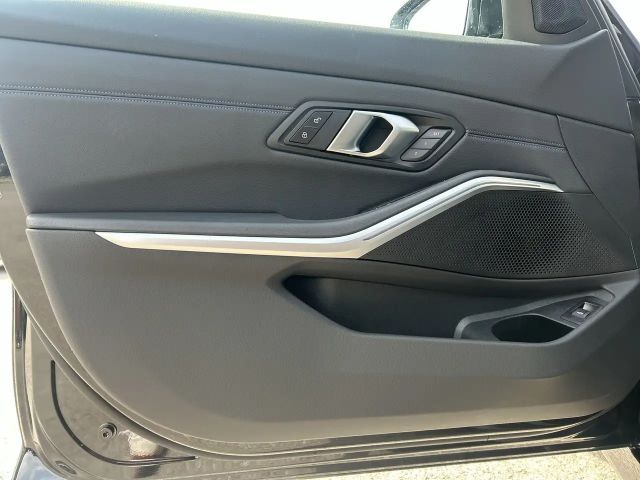 BMW 320 320d M-Sport Touring